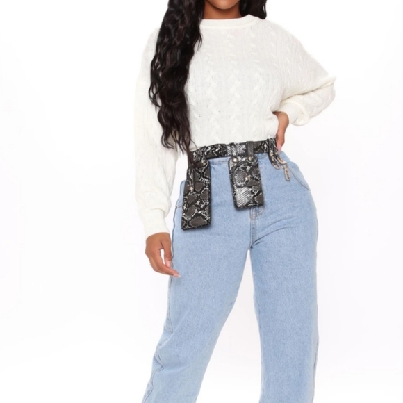 Black Multi Pouch Belt - Picture 2 of 3